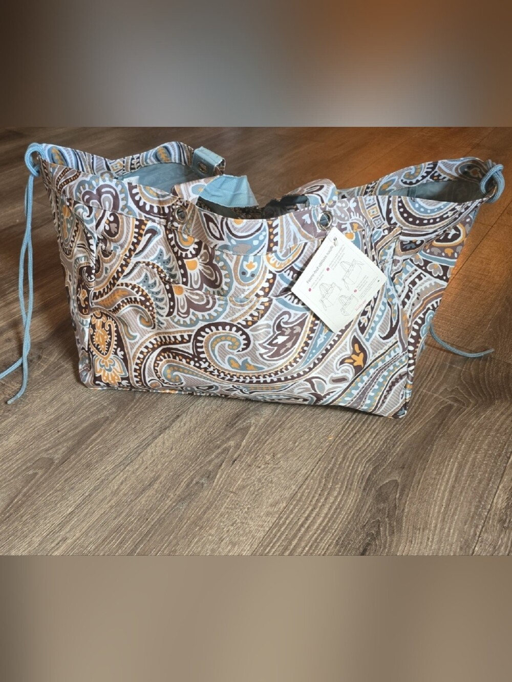 NWT Thirty-One  Soft Utility Tote In Paisley, - Picture 2 of 6